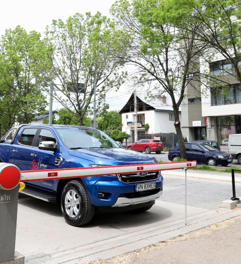 Reshome Фокшані Екстер'єр фото